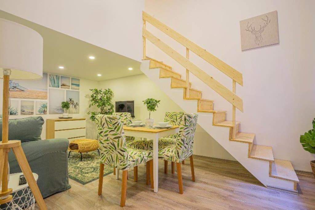Cosy Flat In Akacfa Str., Aya Διαμέρισμα Βουδαπέστη Εξωτερικό φωτογραφία