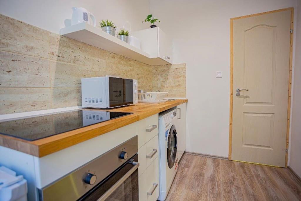 Cosy Flat In Akacfa Str., Aya Διαμέρισμα Βουδαπέστη Εξωτερικό φωτογραφία