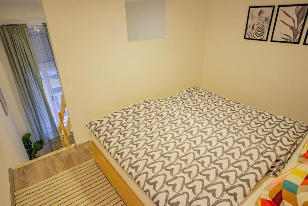 Cosy Flat In Akacfa Str., Aya Διαμέρισμα Βουδαπέστη Εξωτερικό φωτογραφία